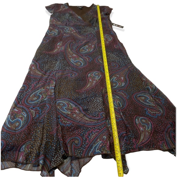 Style and Co  Dotted Paisley Folkloric VNeck Handkerchief Dress Size 12 - Picture 7 of 13